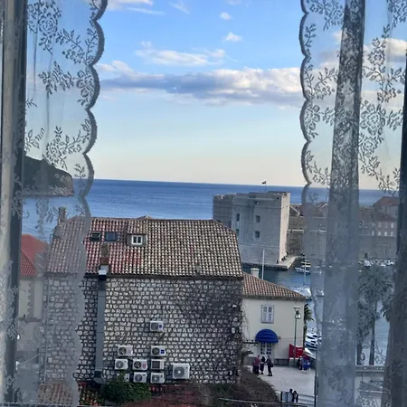 Mia's Wonderland Apartmán *