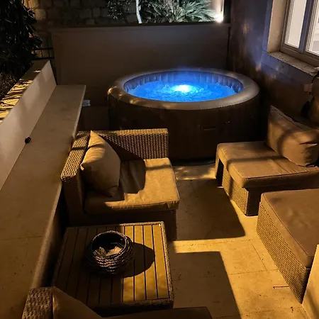 Mia's Wonderland Apartmán