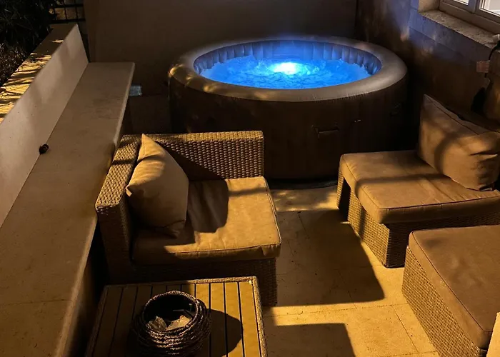 Mia's Wonderland Apartment